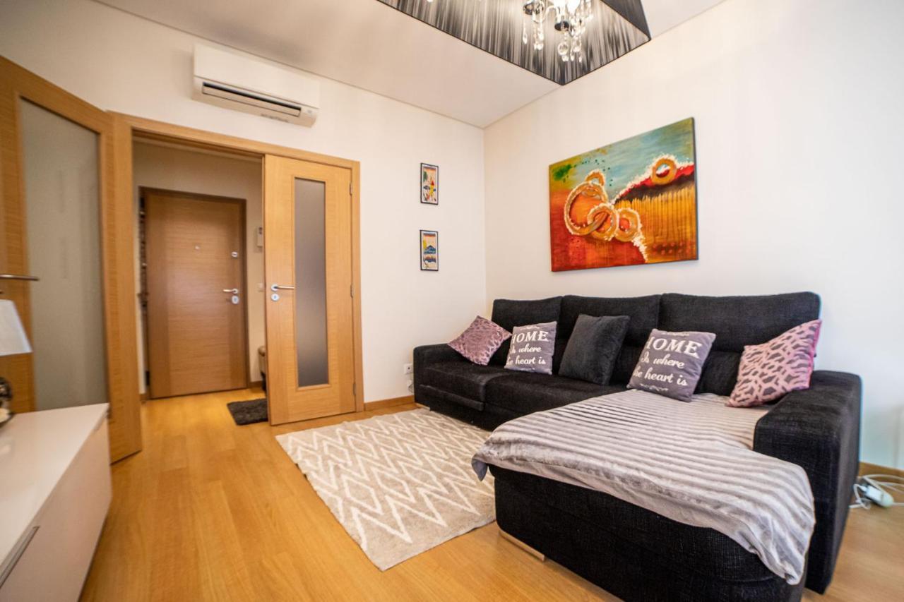 לורס Lovely Apartment Near Airport And Nations Park, With Garage מראה חיצוני תמונה