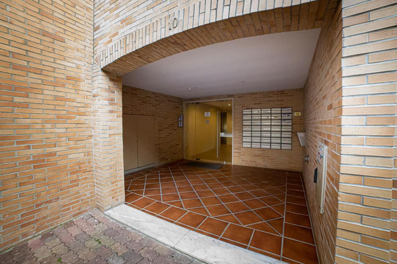 לורס Lovely Apartment Near Airport And Nations Park, With Garage מראה חיצוני תמונה