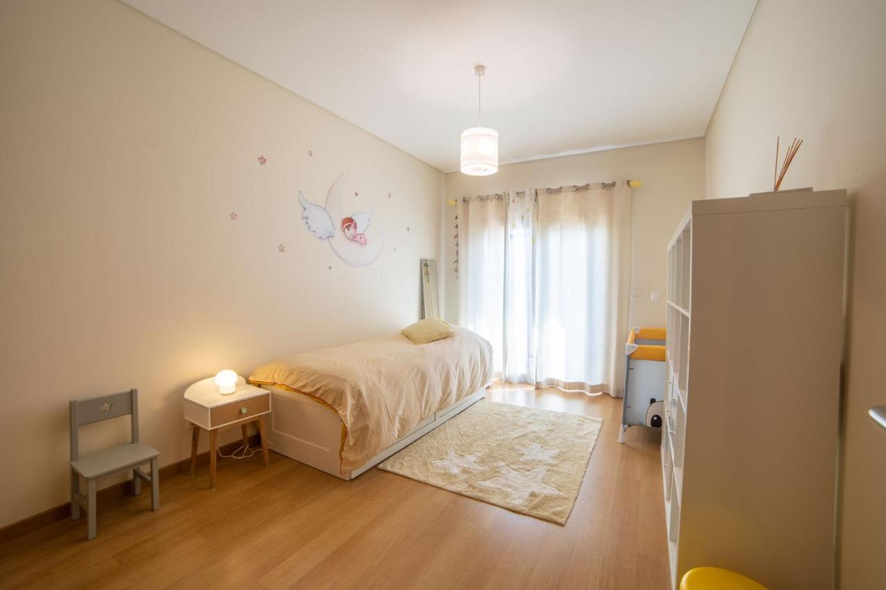 לורס Lovely Apartment Near Airport And Nations Park, With Garage מראה חיצוני תמונה