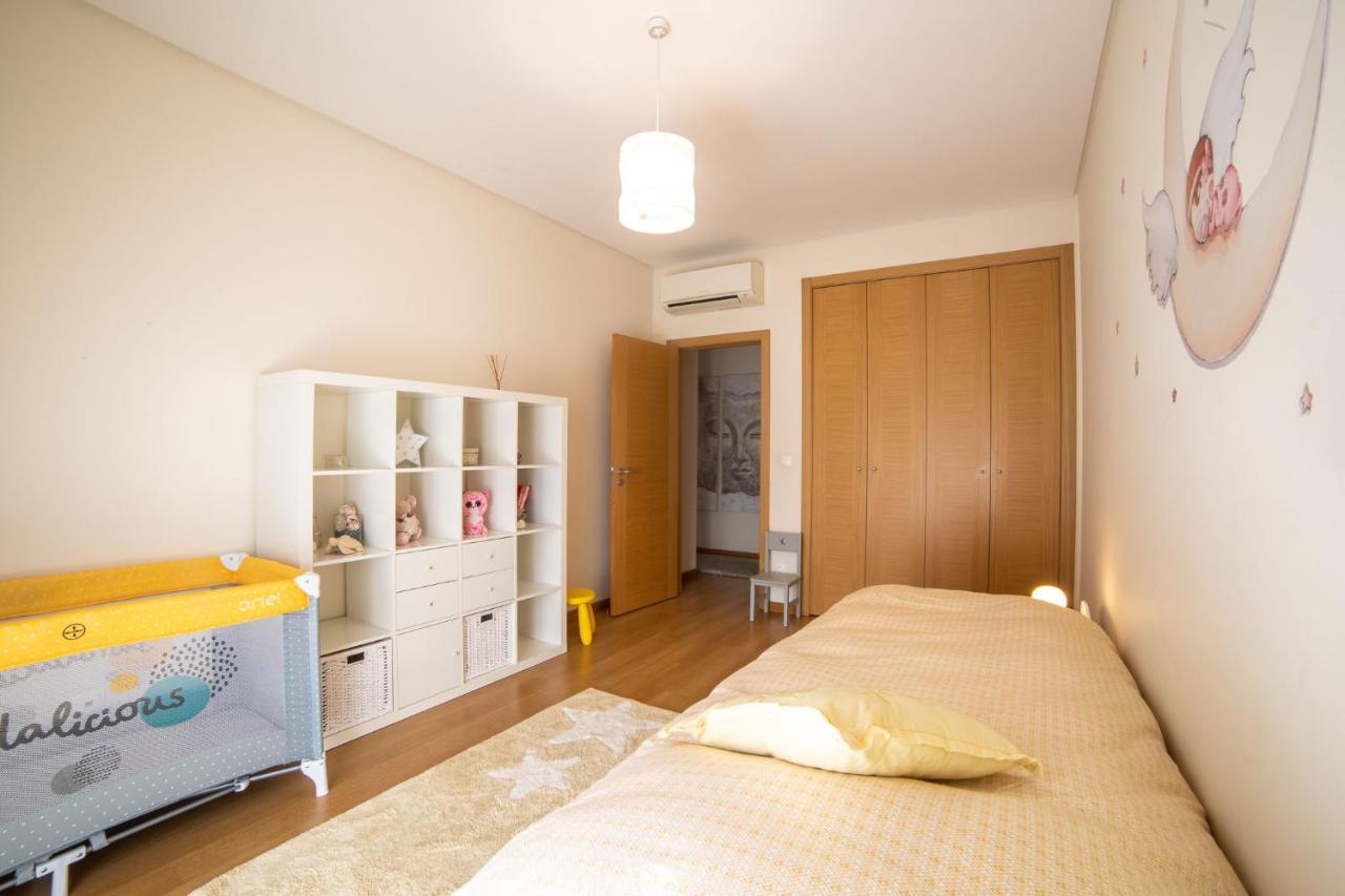 לורס Lovely Apartment Near Airport And Nations Park, With Garage מראה חיצוני תמונה